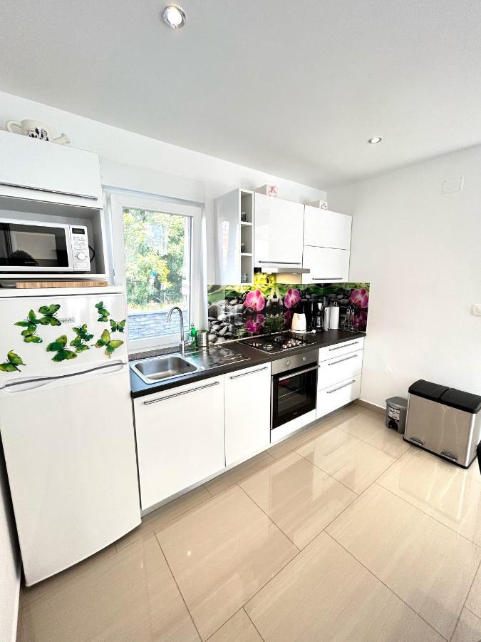 Holiday House "Sabine Green" Skrbčići Eksteriør bilde